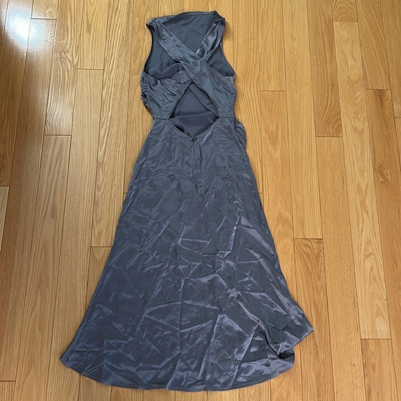 Grey high neck midi dress with criss cross straps - Picture 2 of 2